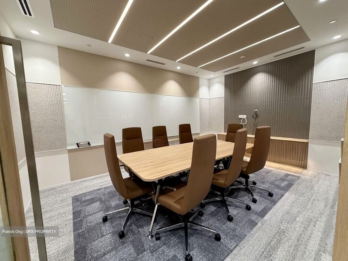 Central Boulevard (D1), Office #568708761